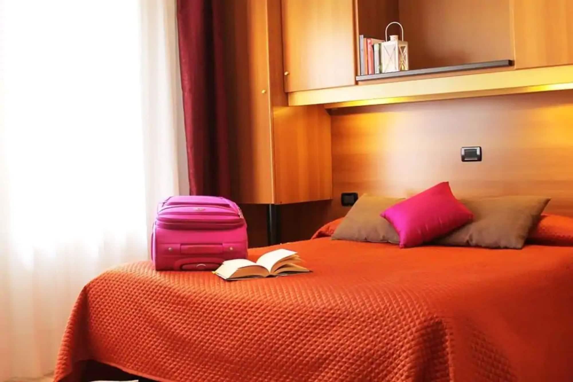 Hotel Sole Sottomarina Bagian luar foto