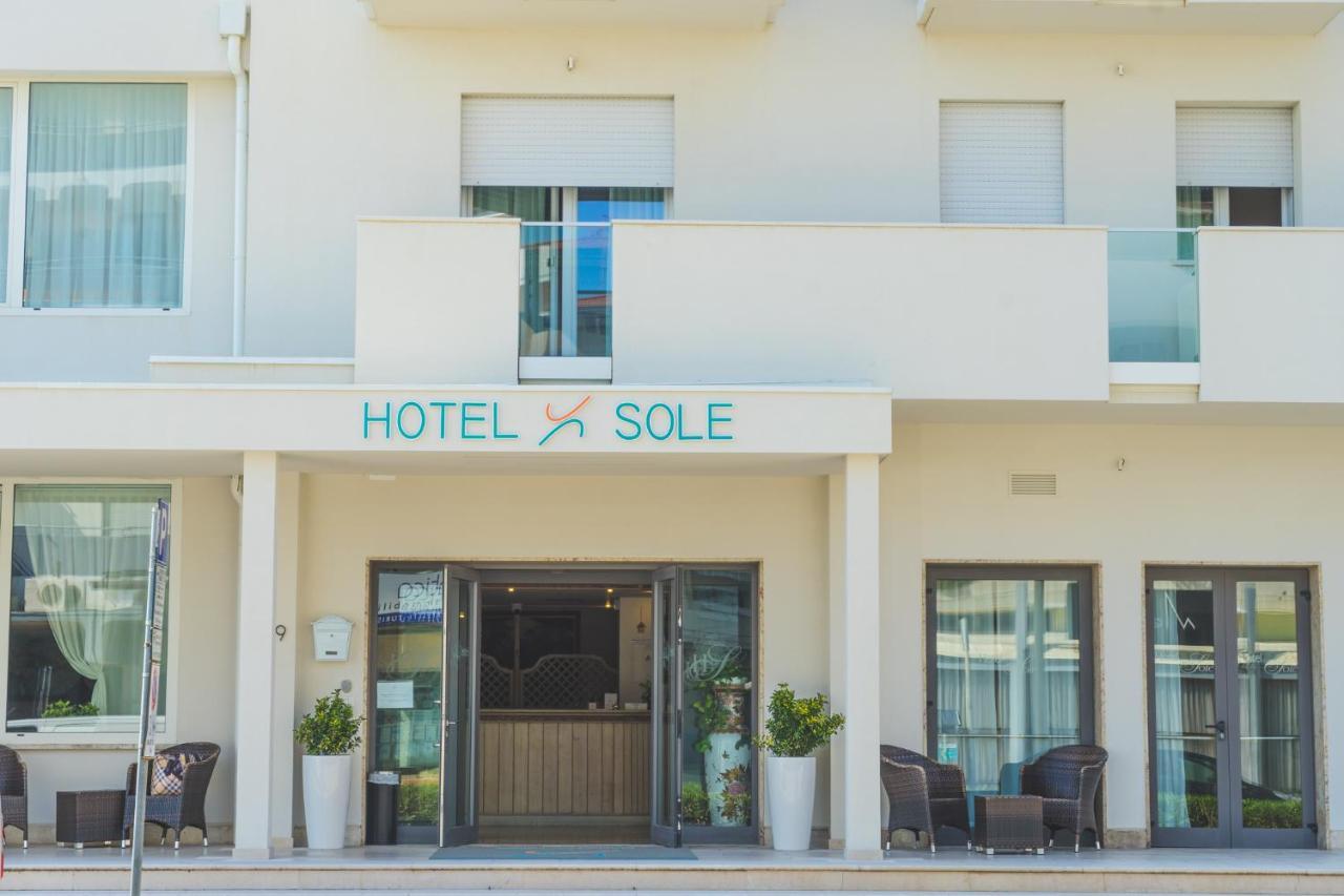 Hotel Sole Sottomarina Bagian luar foto