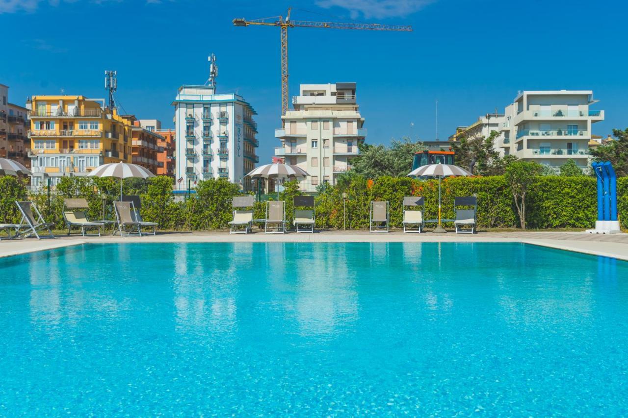 Hotel Sole Sottomarina Bagian luar foto